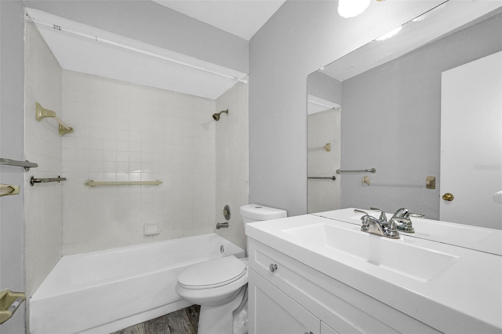 Single Family Residence at 12813 KELLYWOOD CIR, HUDSON, photo 13 of 14