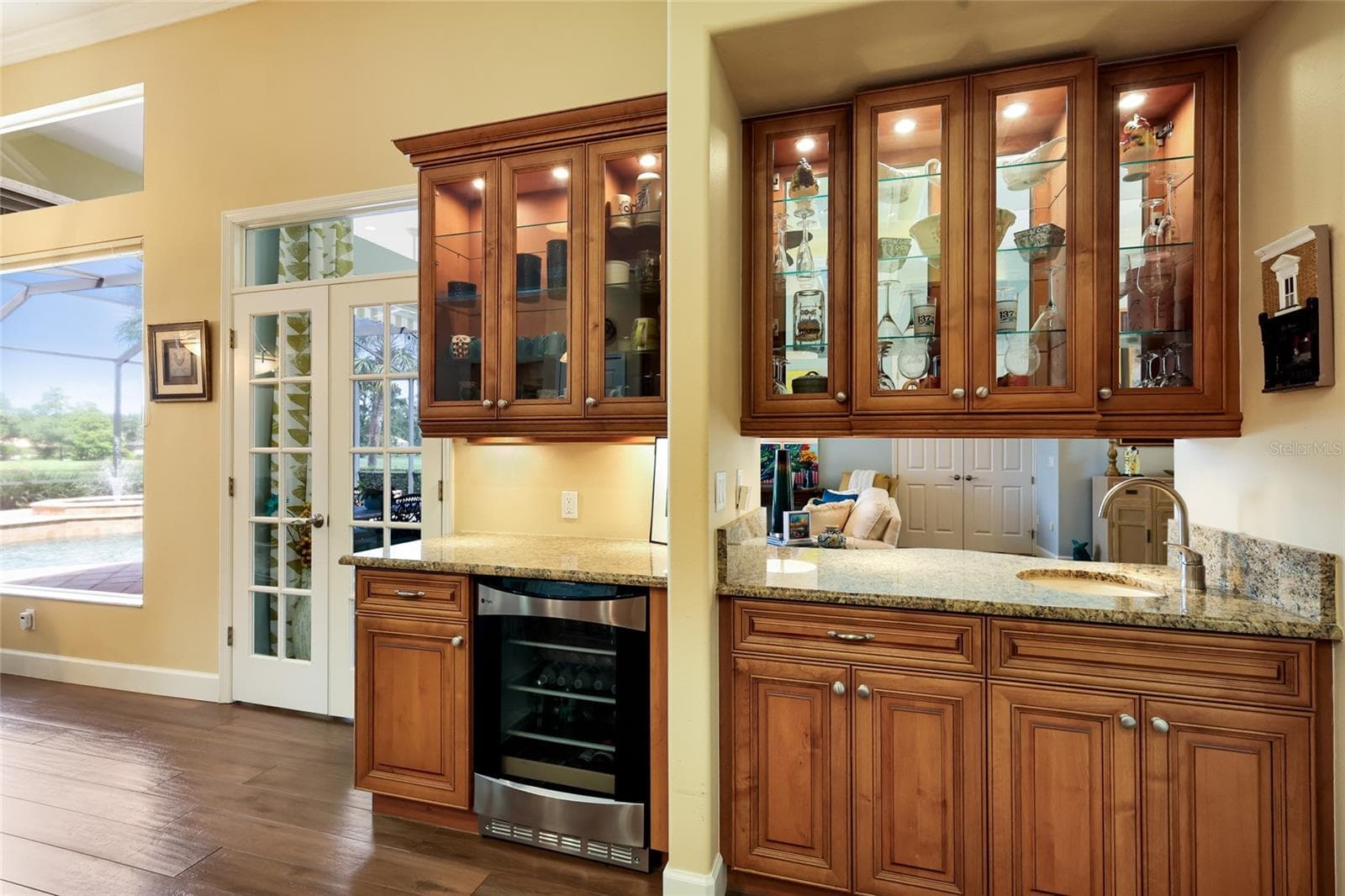 Single Family Residence at 8250 HUGH ALISON PL, SARASOTA, photo 12 of 57
