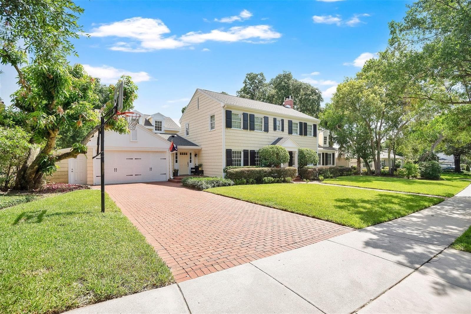 Single Family Residence at 729 ALAMEDA ST, ORLANDO, photo 4 of 66