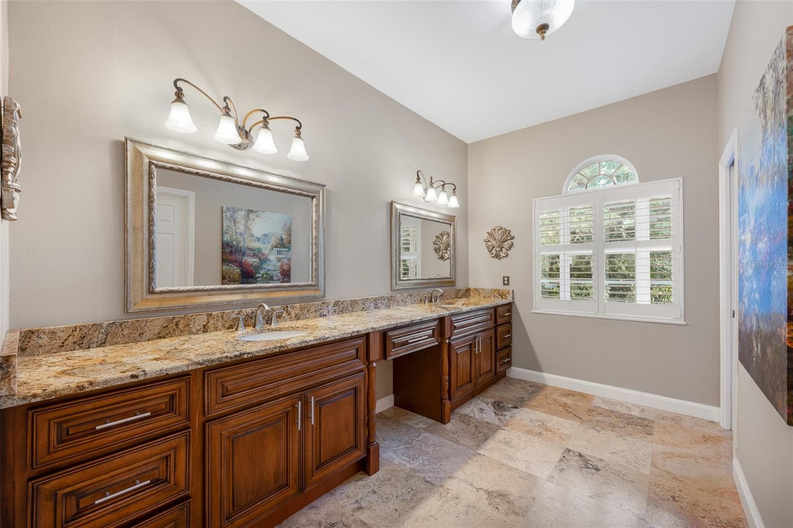 Single Family Residence at 4535 W BEACHWAY DR, TAMPA, photo 13 of 30