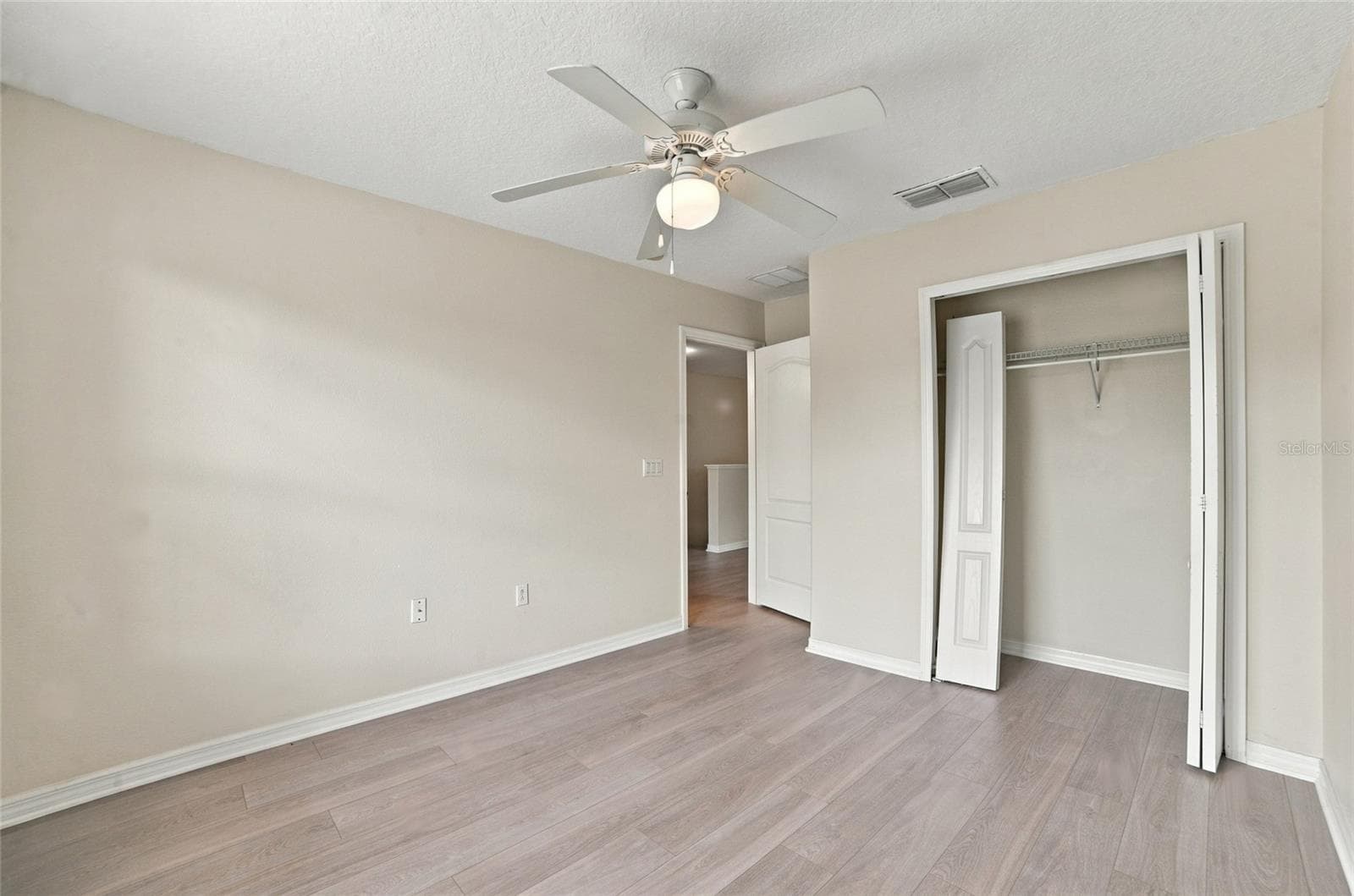 Single Family Residence at 12805 MOSS PARK RIDGE DR, ORLANDO, photo 18 of 40