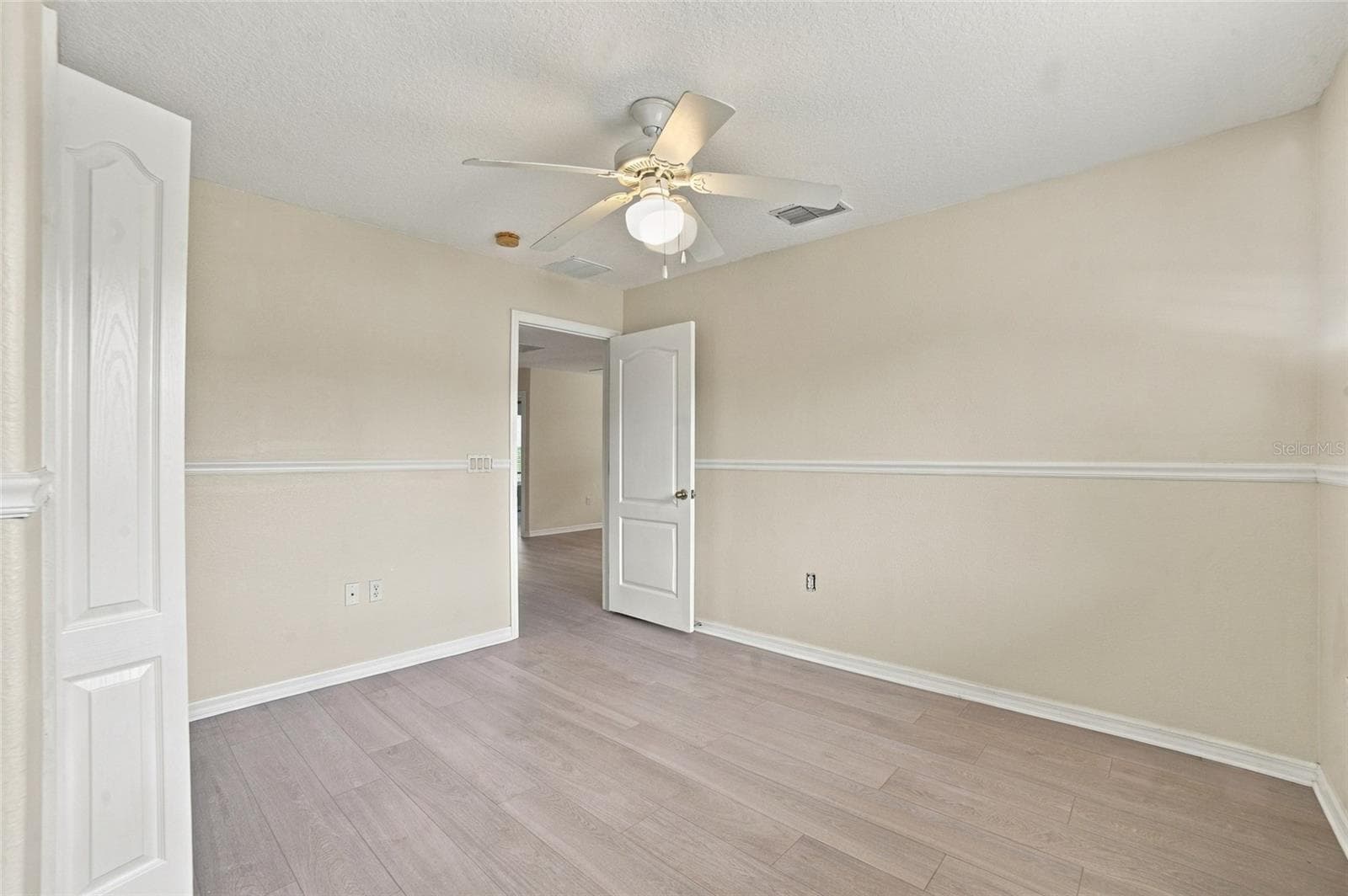 Single Family Residence at 12805 MOSS PARK RIDGE DR, ORLANDO, photo 21 of 40
