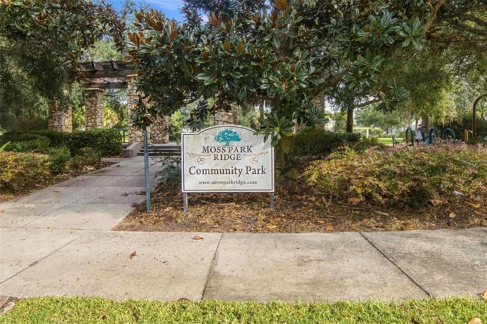 Single Family Residence at 12805 MOSS PARK RIDGE DR, ORLANDO, photo 36 of 40