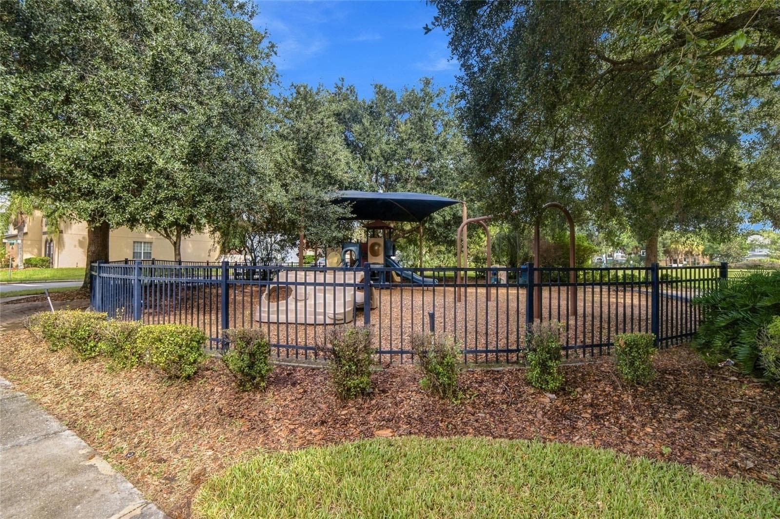 Single Family Residence at 12805 MOSS PARK RIDGE DR, ORLANDO, photo 37 of 40
