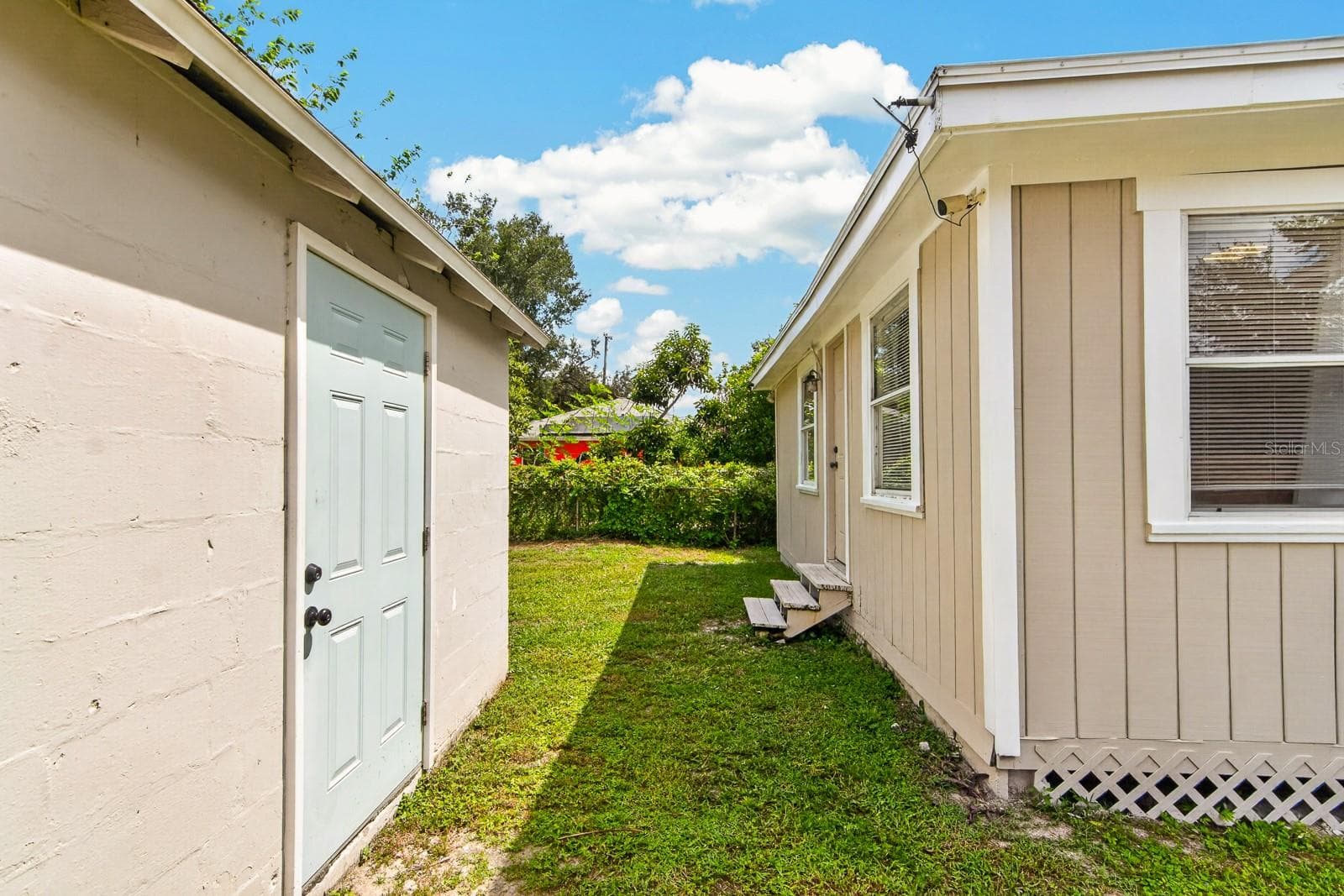 Single Family Residence at 1806 E MCBERRY ST, TAMPA, photo 28 of 35