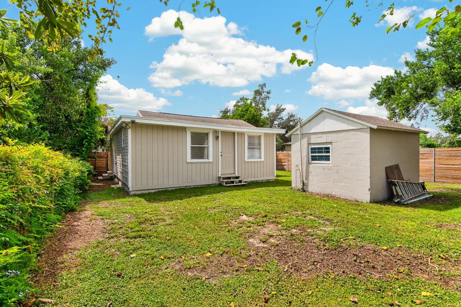 Single Family Residence at 1806 E MCBERRY ST, TAMPA, photo 29 of 35