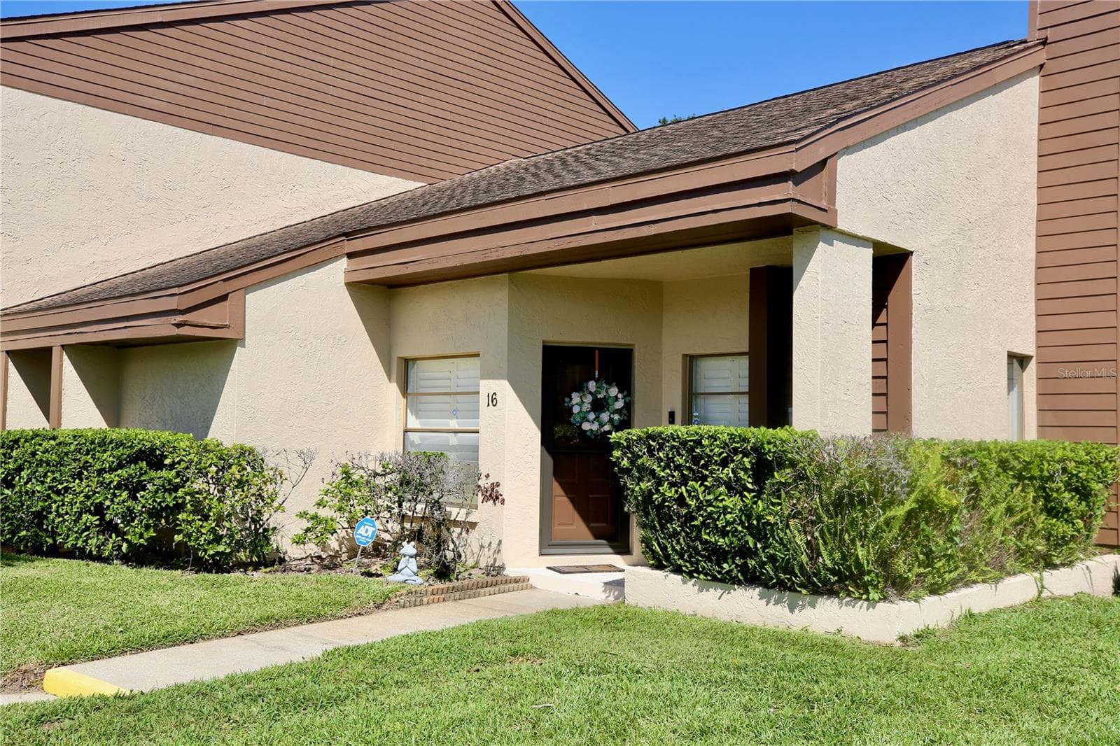 Condominium at 3540 COUNTRYBROOK LN #16, PALM HARBOR, photo 42 of 53