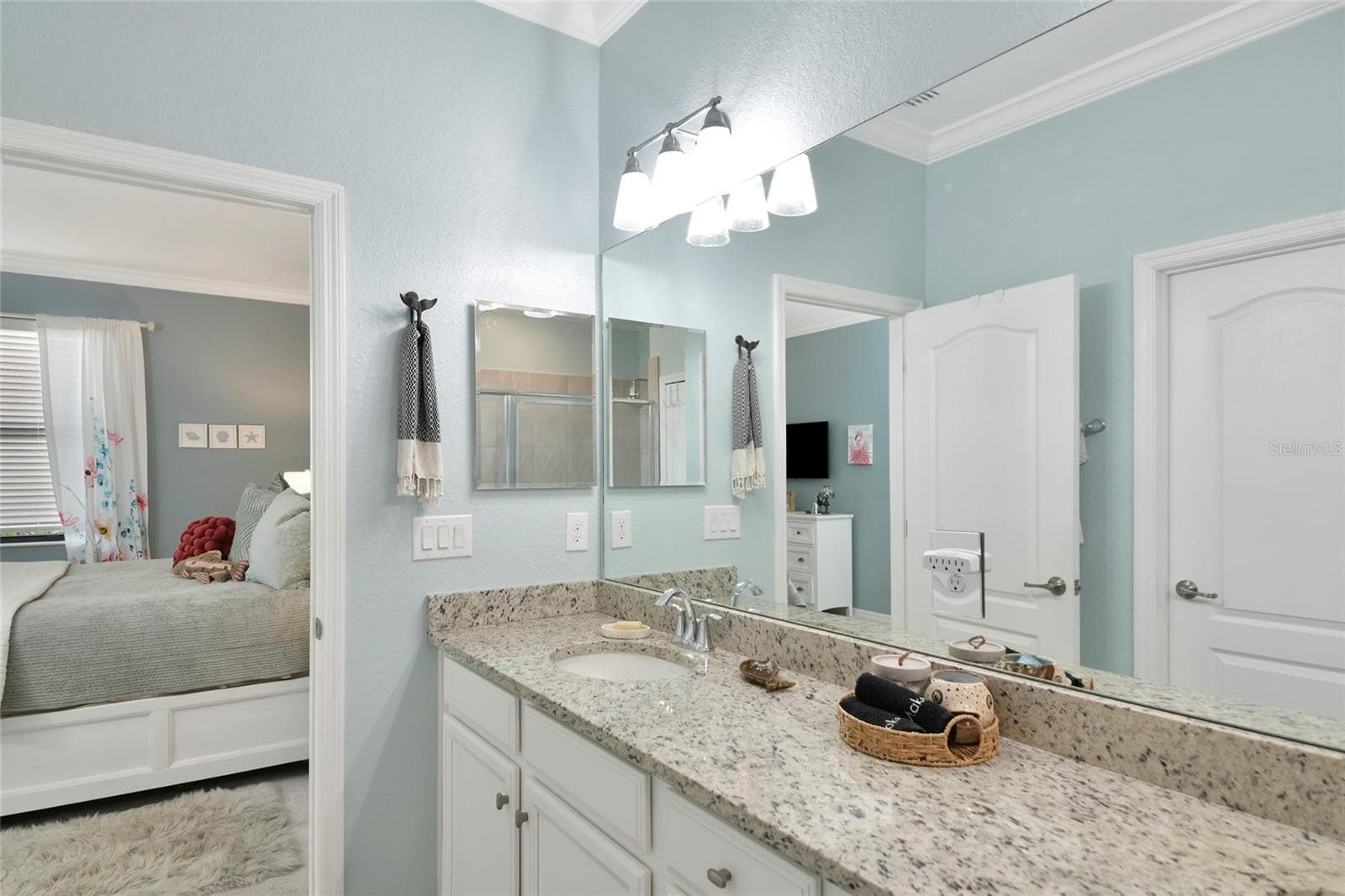 Single Family Residence at 4761 ROYAL DORNOCH CIR, BRADENTON, photo 29 of 36