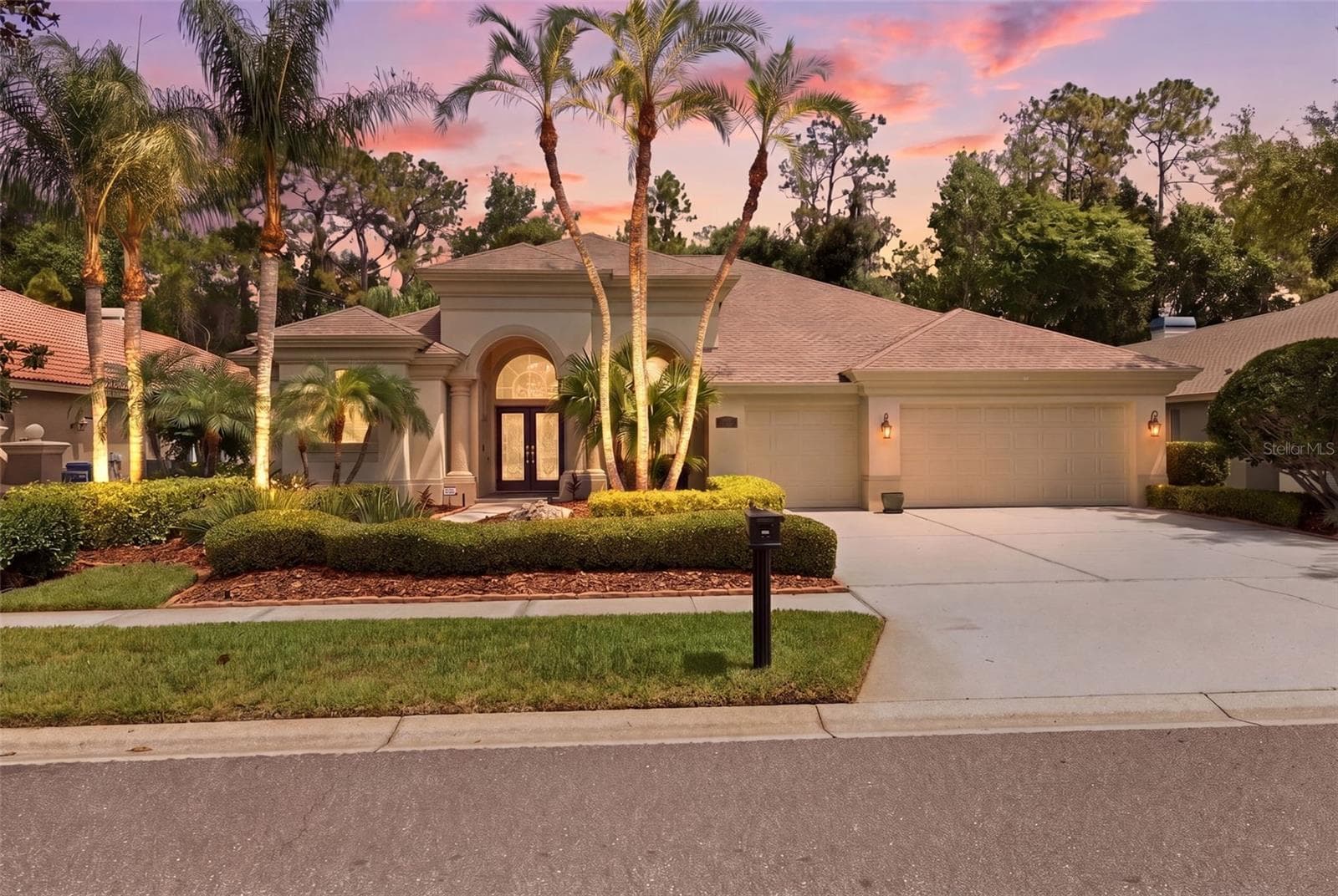 Single Family Residence at 2887 GREY OAKS BLVD, TARPON SPRINGS, photo 2 of 73