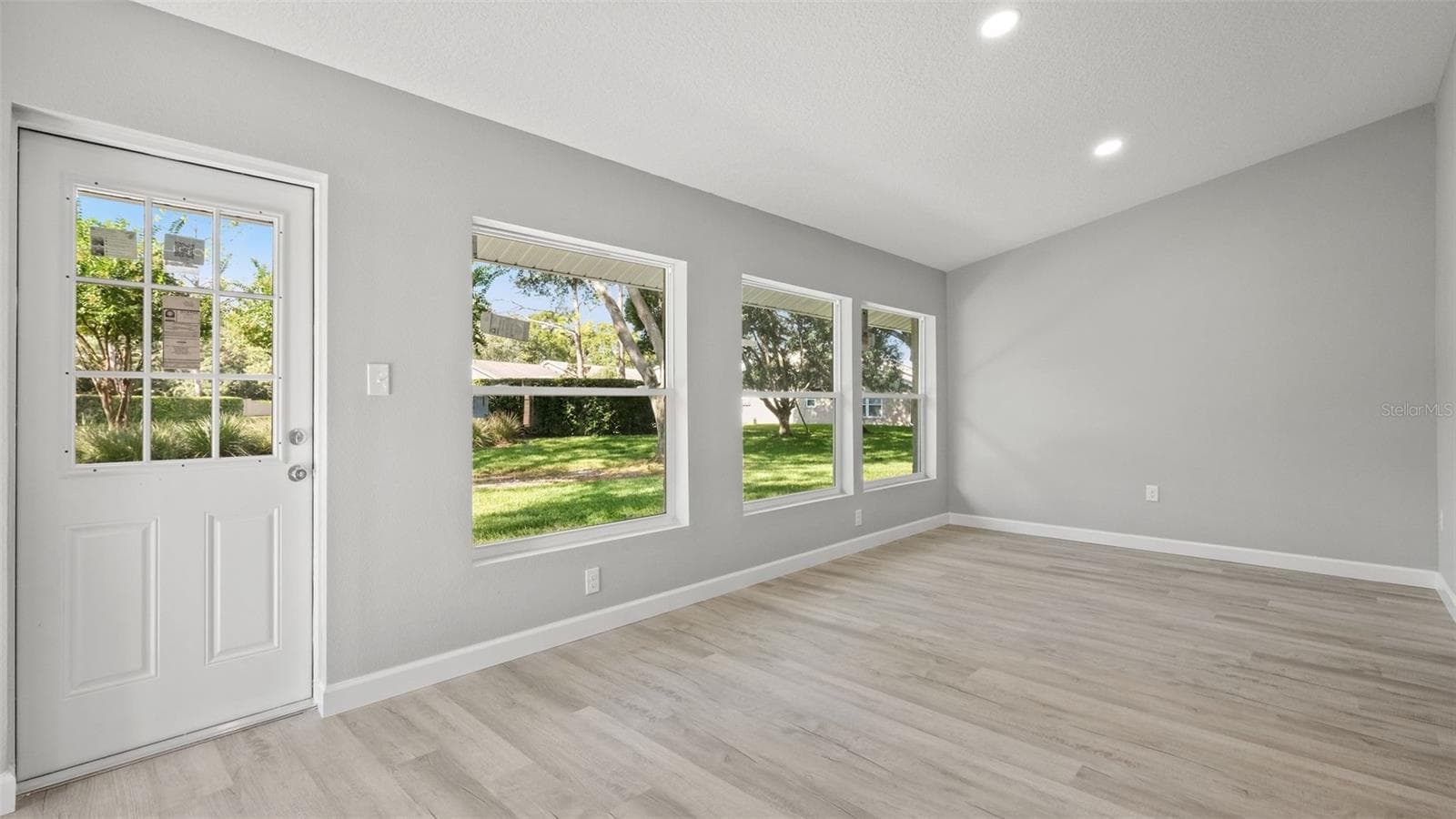 Villa at 1385 SUMMERWOOD CT, SPRING HILL, photo 5 of 61