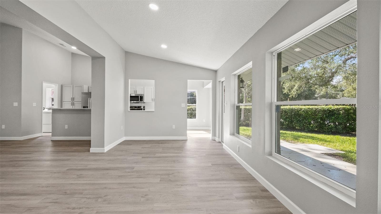 Villa at 1385 SUMMERWOOD CT, SPRING HILL, photo 11 of 61
