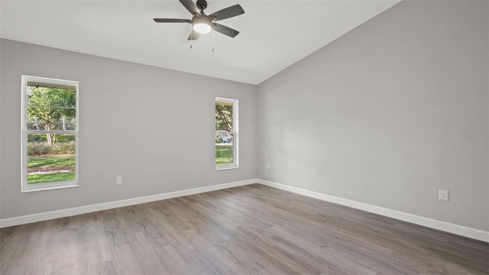 Villa at 1385 SUMMERWOOD CT, SPRING HILL, photo 18 of 61