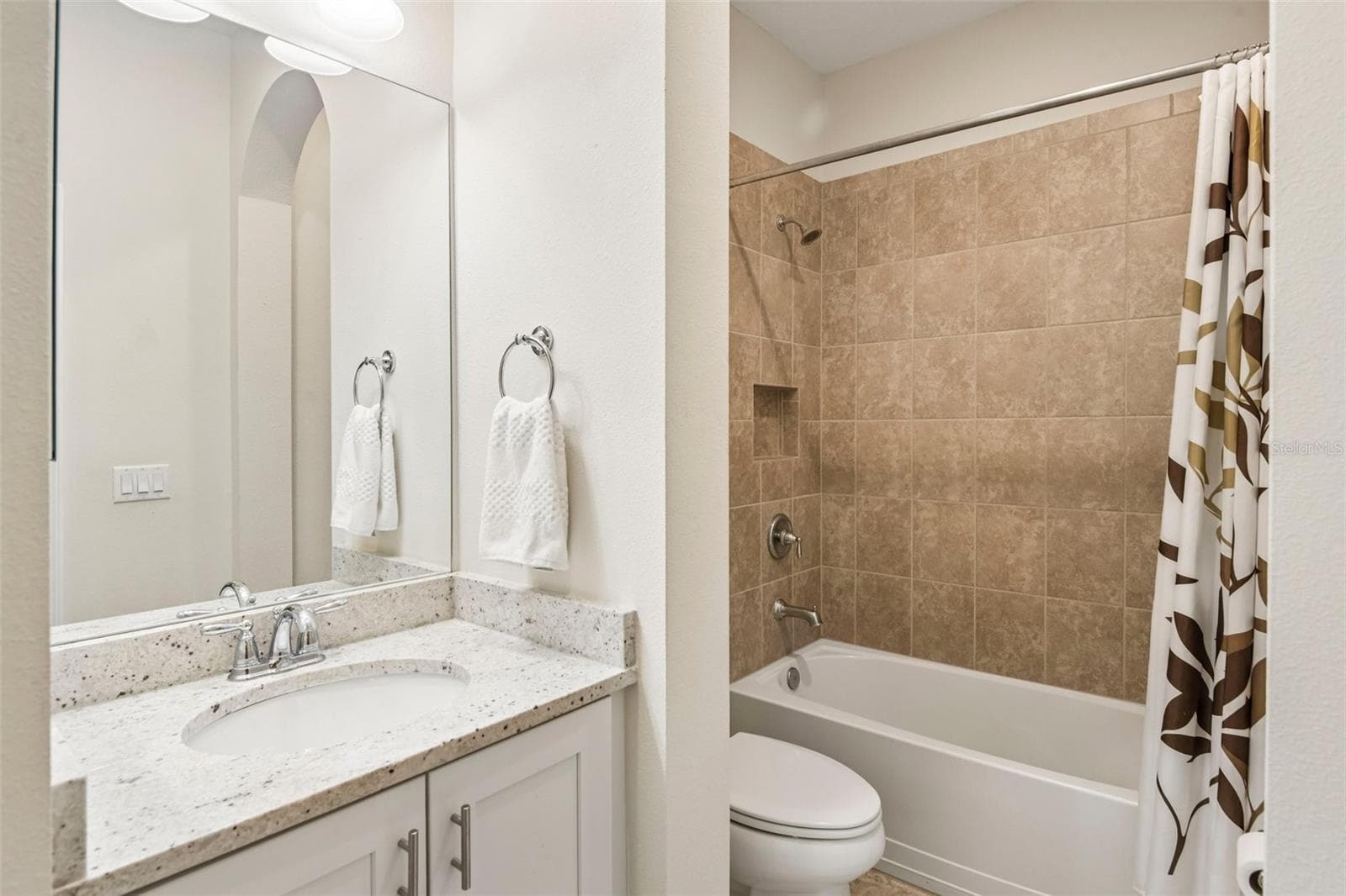 Villa at 718 CHIPPER DR, SUN CITY CENTER, photo 24 of 92
