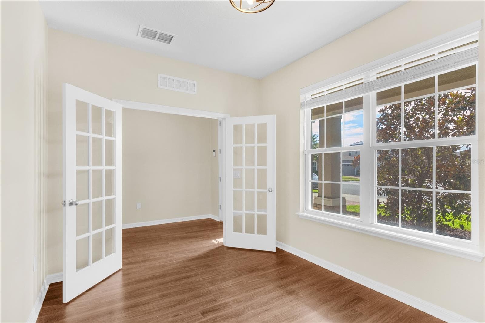 Single Family Residence at 17104 GOLDCREST LOOP, CLERMONT, photo 6 of 61