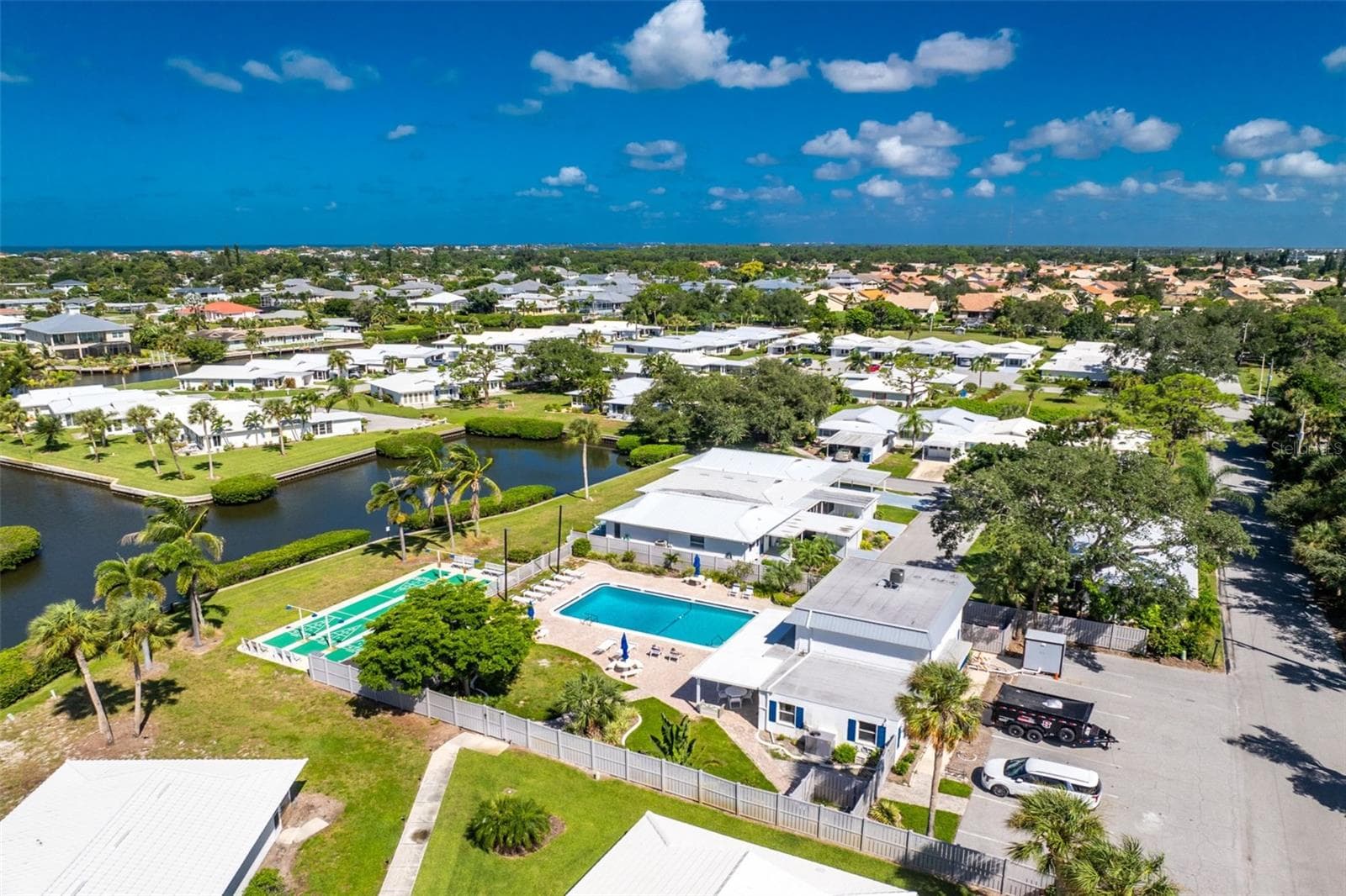 Pool, boccee ball, shufflebaord, active community calendar... - 206 BRIGANTINE WAY #206, NOKOMIS