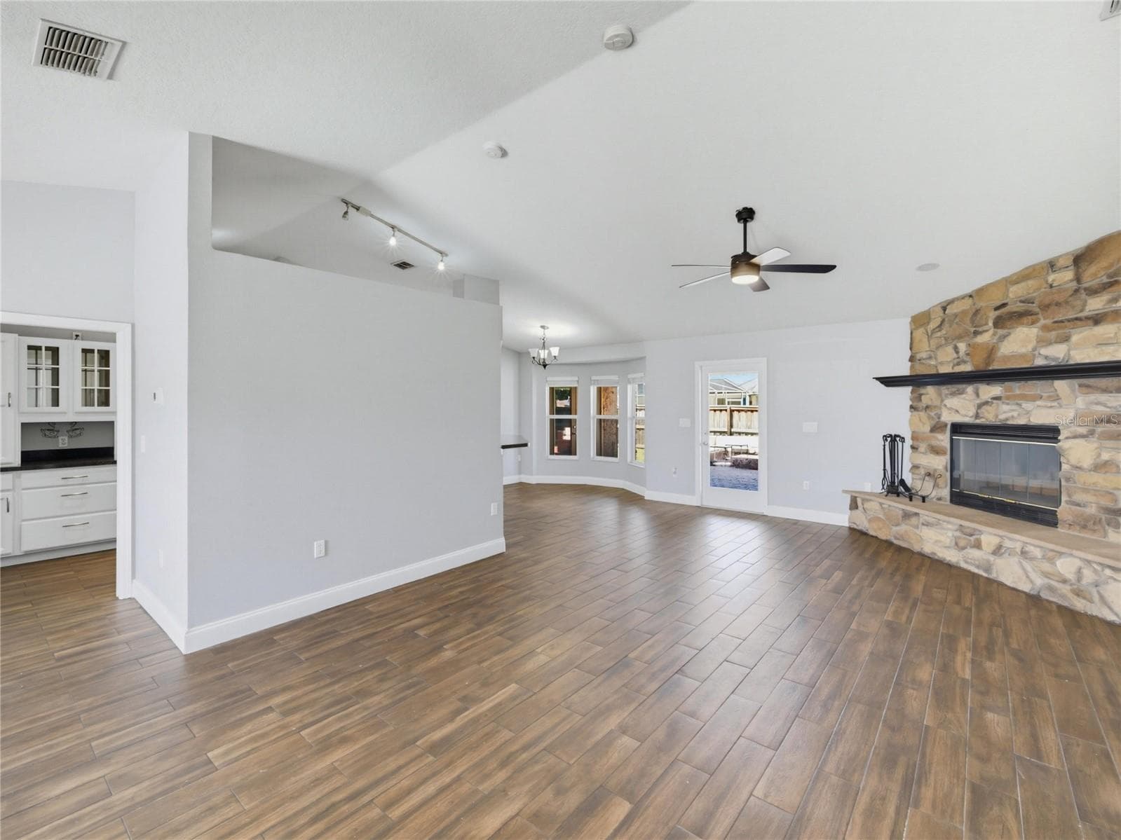 Single Family Residence at 5719 SWEETHEART CT, ST CLOUD, photo 20 of 49