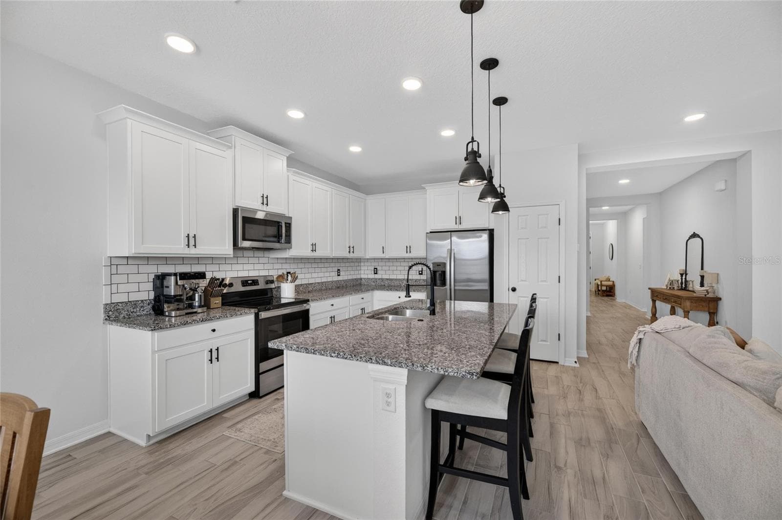Single Family Residence at 3010 MARINE GRASS DR, WIMAUMA, photo 32 of 67