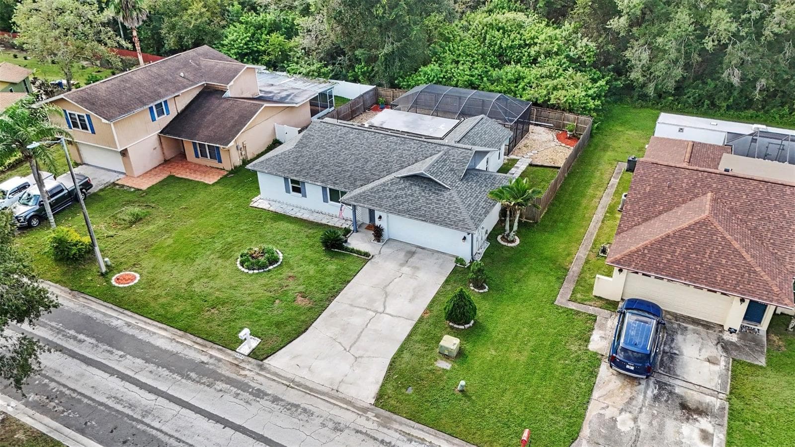 Single Family Residence at 8064 FAWNRIDGE CIR, TAMPA, photo 28 of 33
