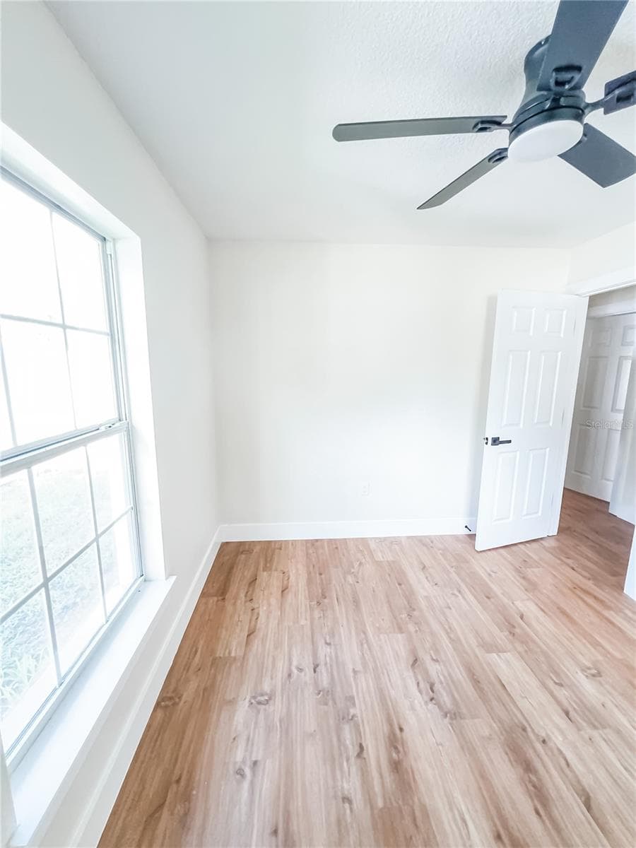 Single Family Residence at 1314 ROBIE AVE, MOUNT DORA, photo 31 of 34