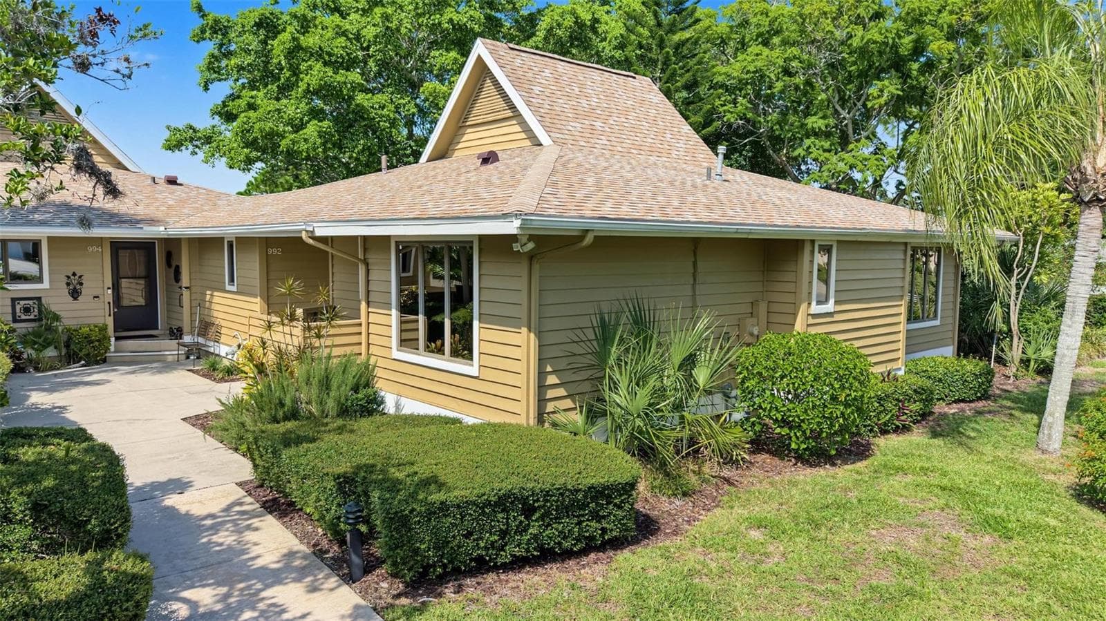 Villa at 992 SPINNAKER CT, TARPON SPRINGS, photo 2 of 65