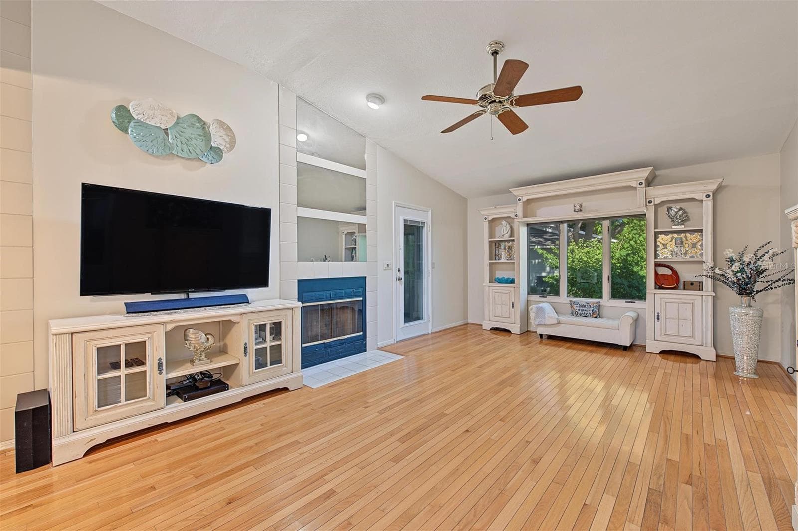 Villa at 992 SPINNAKER CT, TARPON SPRINGS, photo 12 of 65