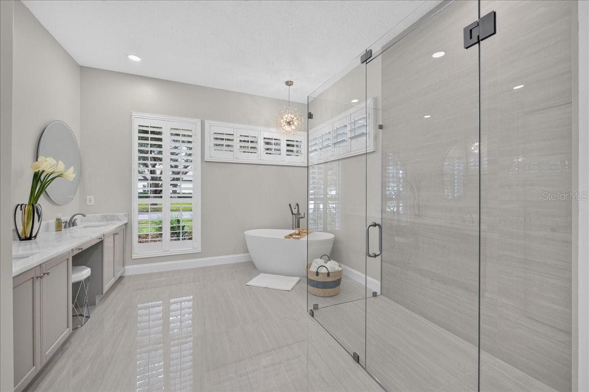Single Family Residence at 9101 WOODRIDGE RUN DR, TAMPA, photo 19 of 100