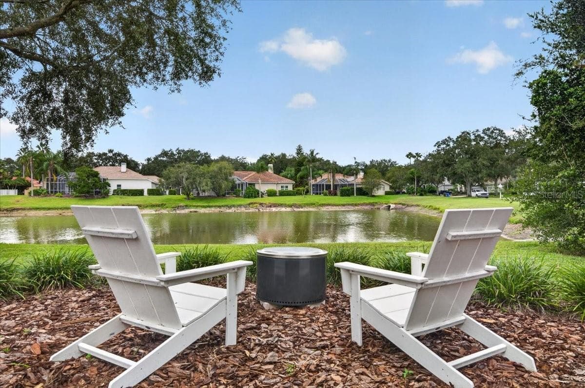 Single Family Residence at 9101 WOODRIDGE RUN DR, TAMPA, photo 24 of 100