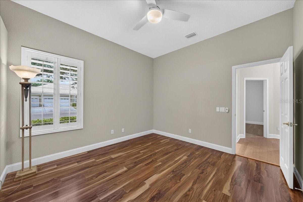 Single Family Residence at 9101 WOODRIDGE RUN DR, TAMPA, photo 27 of 100