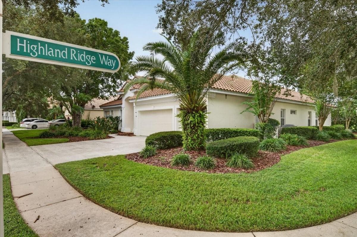 Single Family Residence at 9101 WOODRIDGE RUN DR, TAMPA, photo 41 of 100