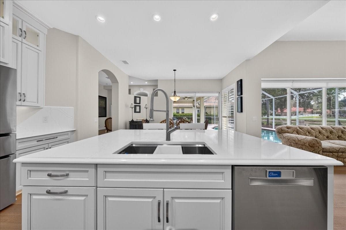 Single Family Residence at 9101 WOODRIDGE RUN DR, TAMPA, photo 51 of 100