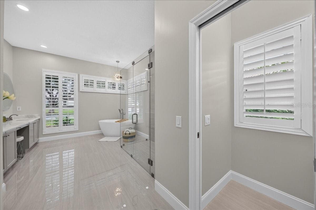 Single Family Residence at 9101 WOODRIDGE RUN DR, TAMPA, photo 66 of 100