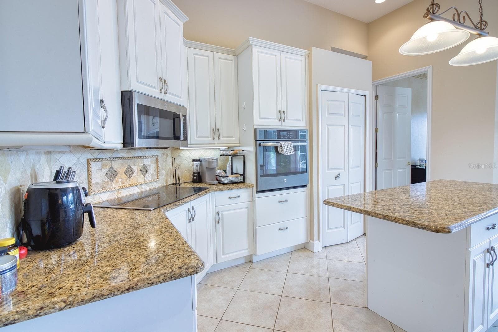 Single Family Residence at 6101 SANCTUARY GARDEN BLVD, PORT ORANGE, photo 11 of 39