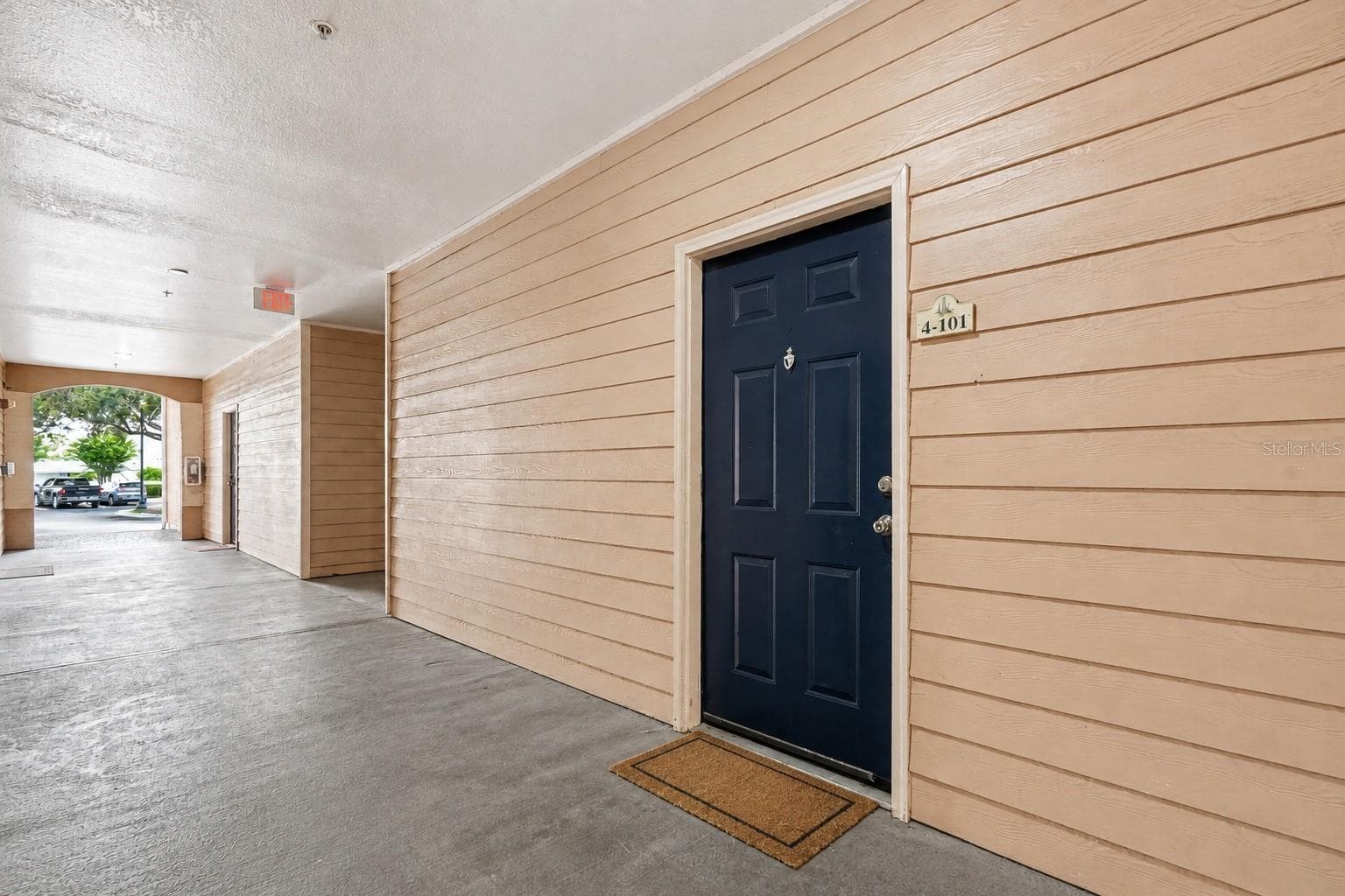 Condominium at 5000 CULBREATH KEY WAY #4-101, TAMPA, photo 2 of 41
