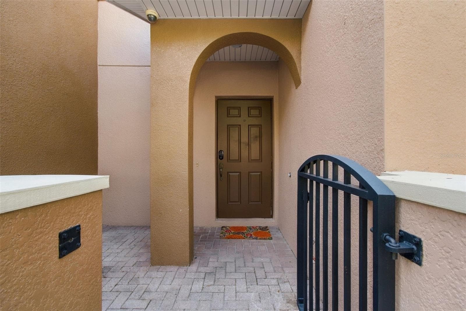 Townhouse at 2951 BIRCHCREEK DR, WESLEY CHAPEL, photo 2 of 28