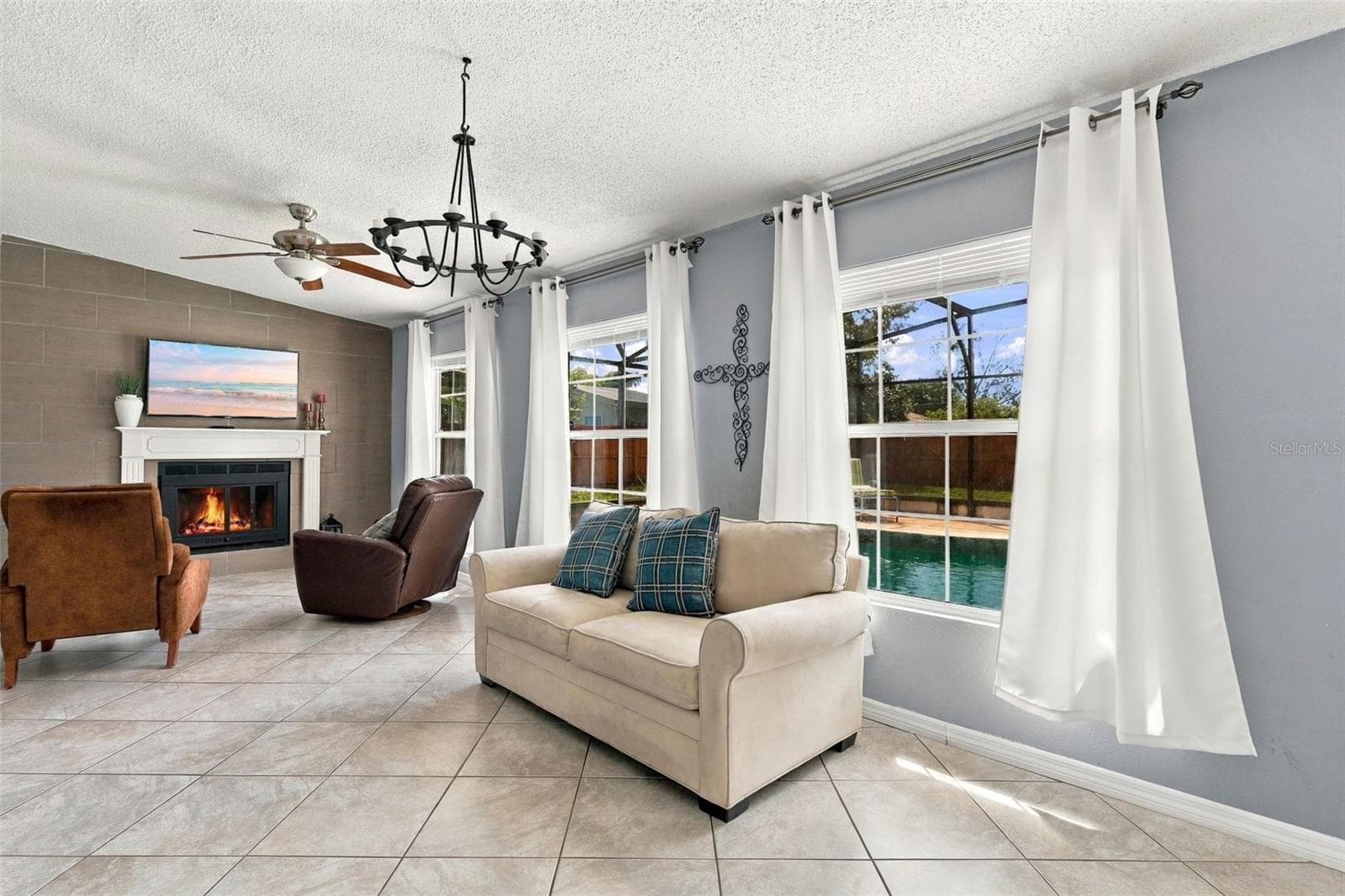Single Family Residence at 1379 DANDELION DR, DELTONA, photo 14 of 36