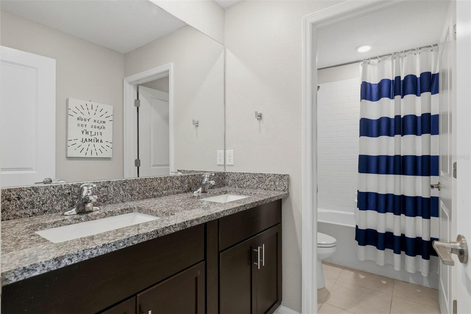 Secondary bathroom - 10323 POSEIDON WAY, RIVERVIEW