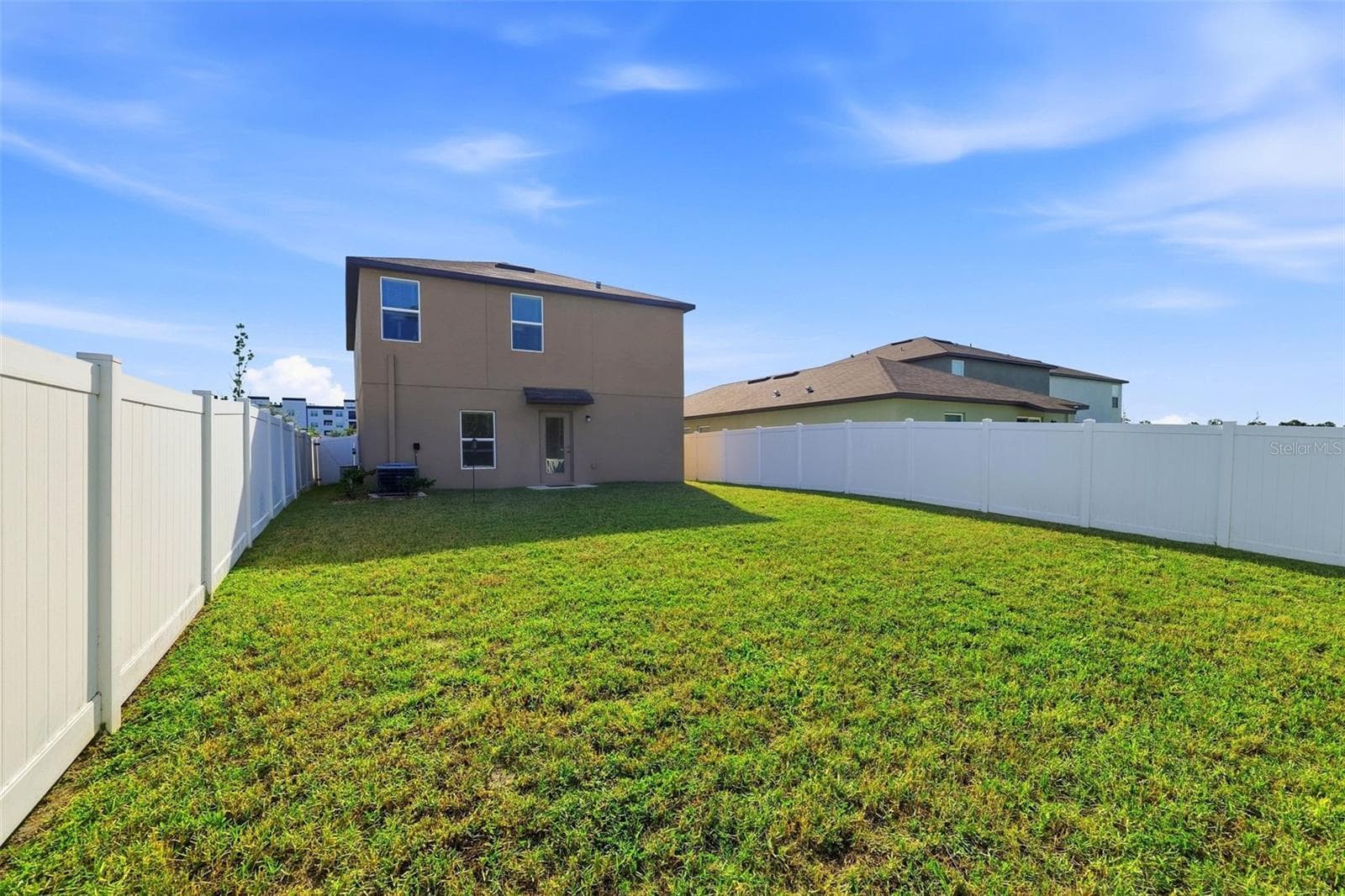 Single Family Residence at 10323 POSEIDON WAY, RIVERVIEW, photo 25 of 37