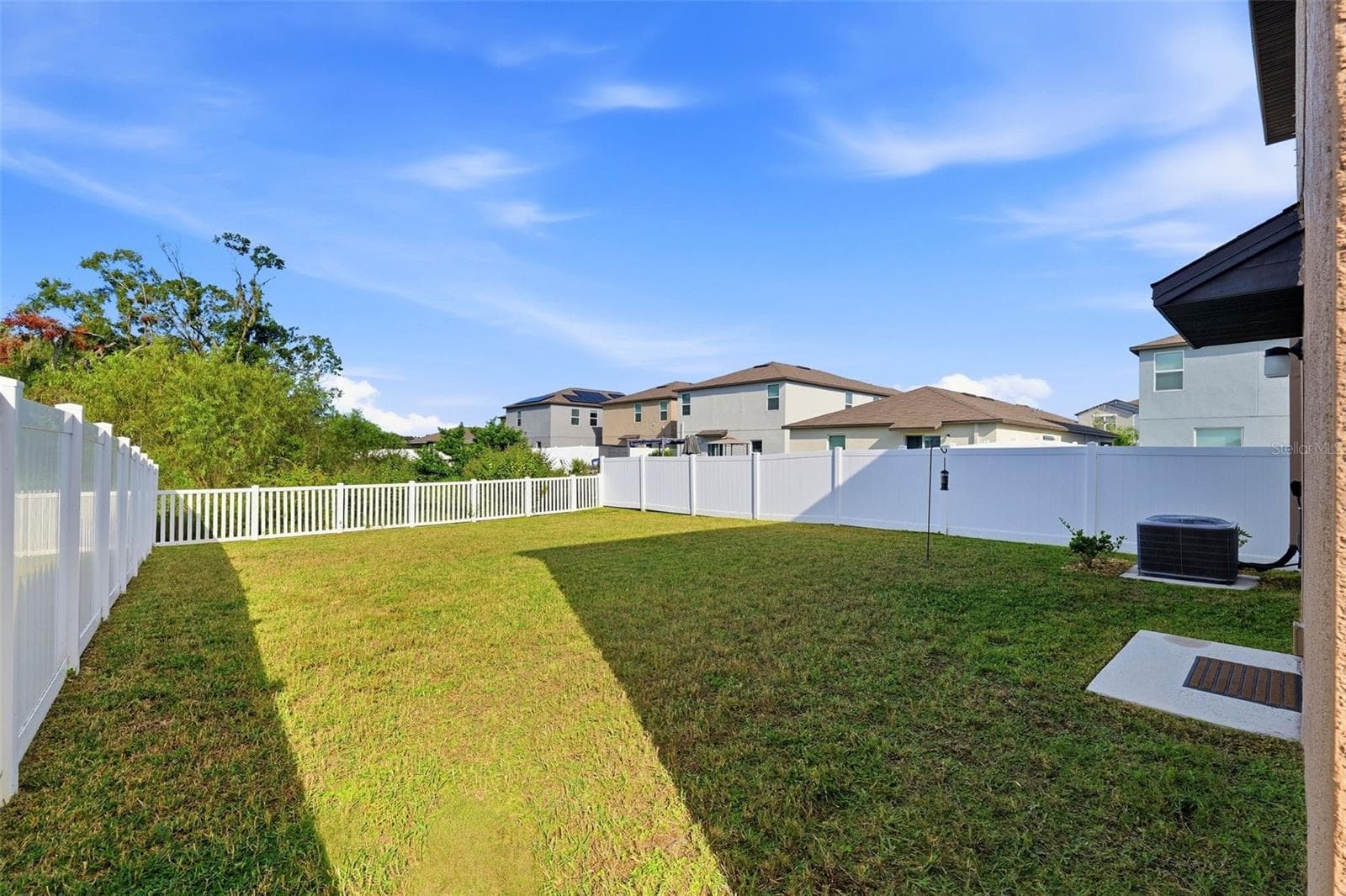 Single Family Residence at 10323 POSEIDON WAY, RIVERVIEW, photo 26 of 37