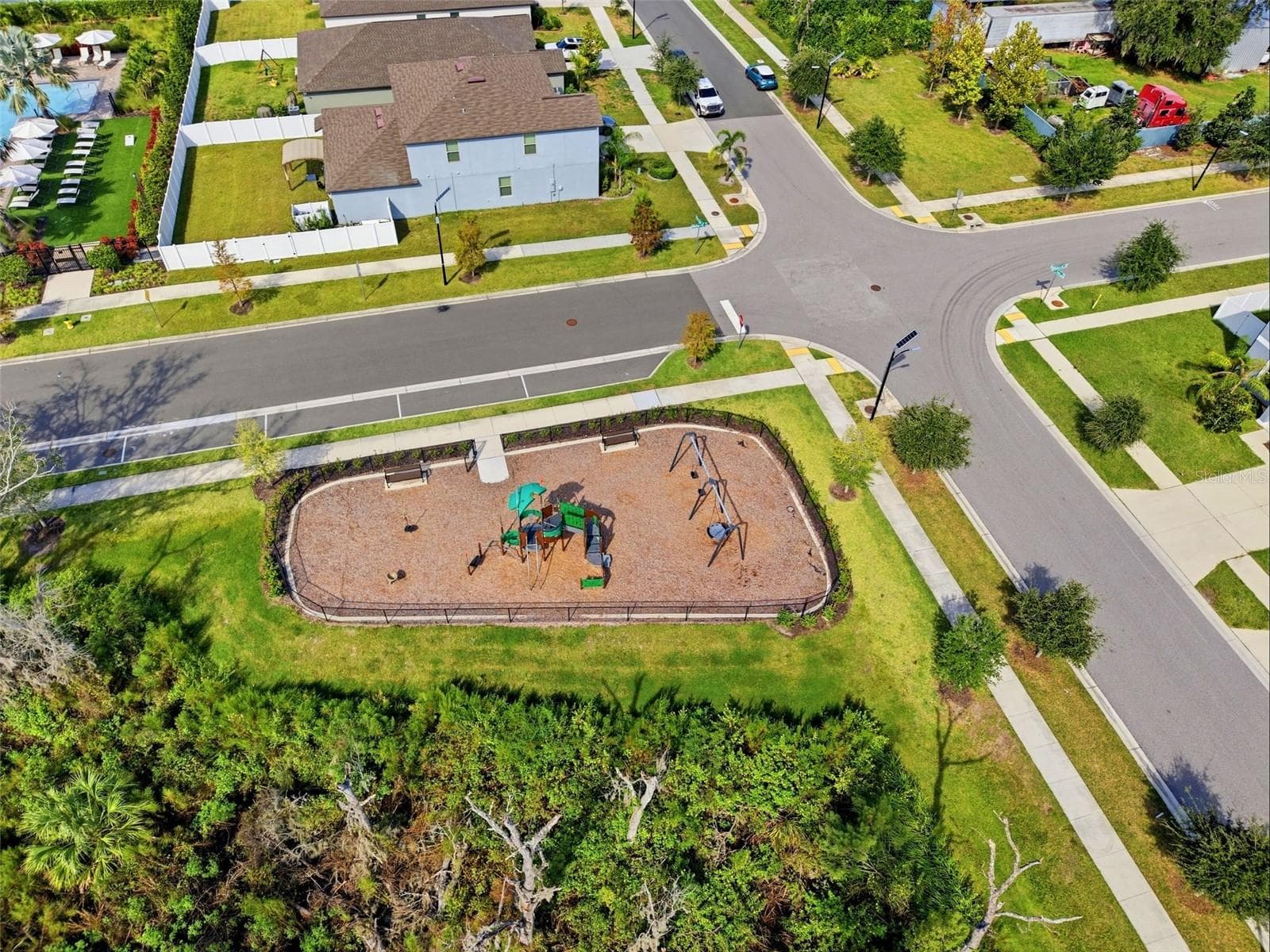 Single Family Residence at 10323 POSEIDON WAY, RIVERVIEW, photo 30 of 37