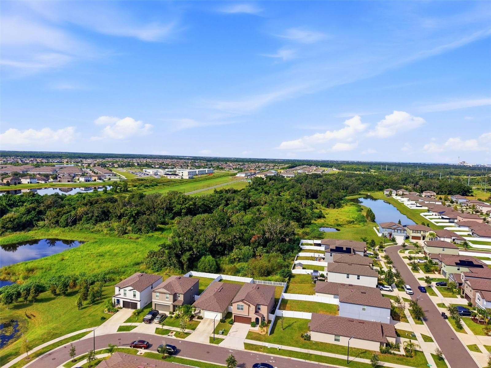 Single Family Residence at 10323 POSEIDON WAY, RIVERVIEW, photo 35 of 37