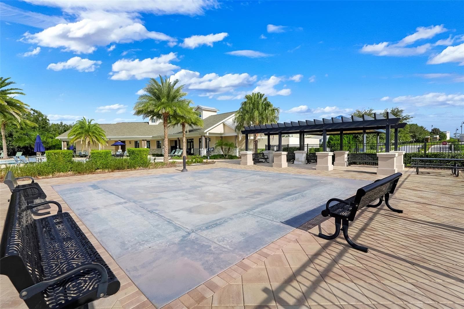 Splash Pad - 4540 GLIDING WAVE ST, WINTER GARDEN