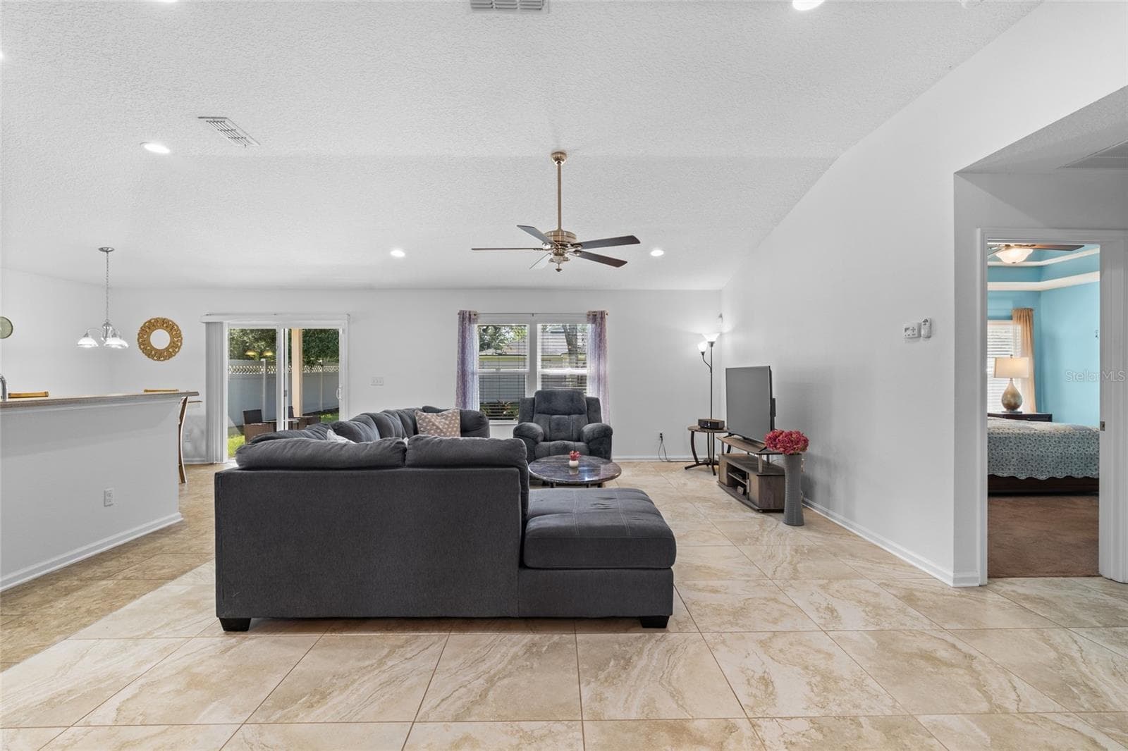 great room - 723 MANDARIN TER, ST AUGUSTINE