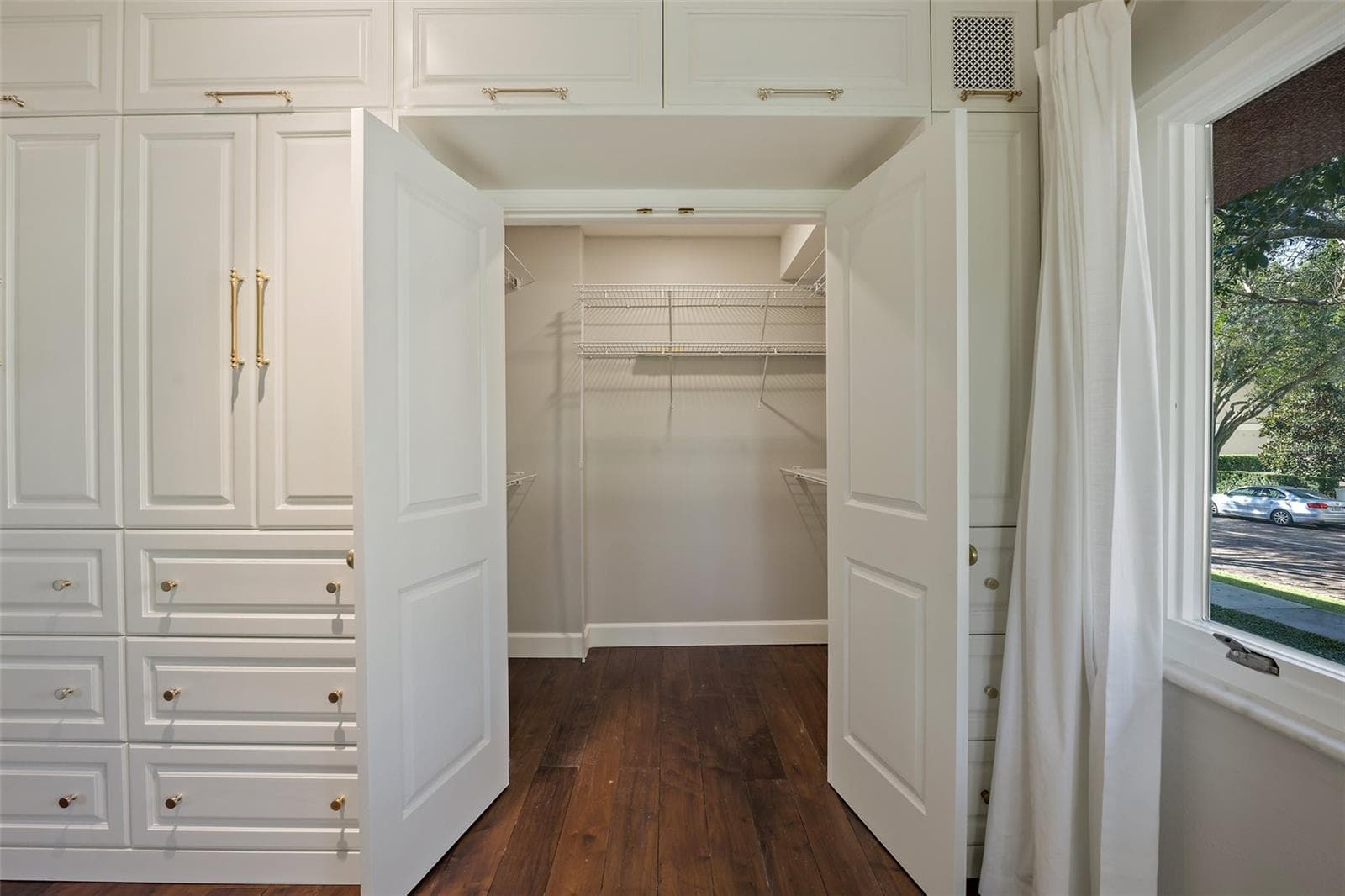 Primary bedroom walk-in closet - 640 N PARK AVE #3, WINTER PARK