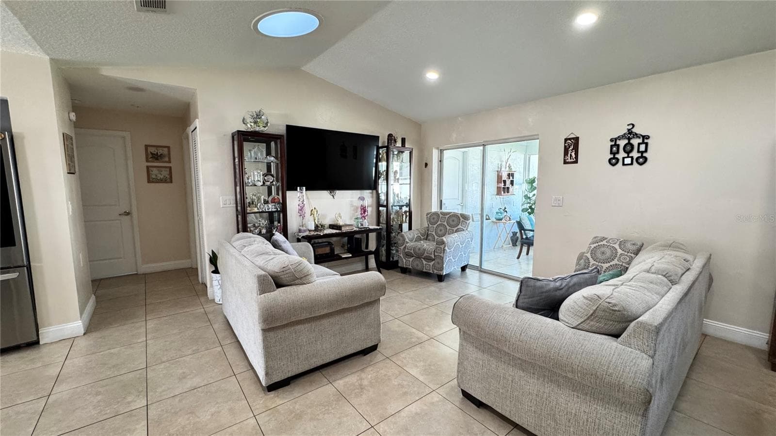 Single Family Residence at 8 WHIPPOORWILL DR, PALM COAST, photo 12 of 42
