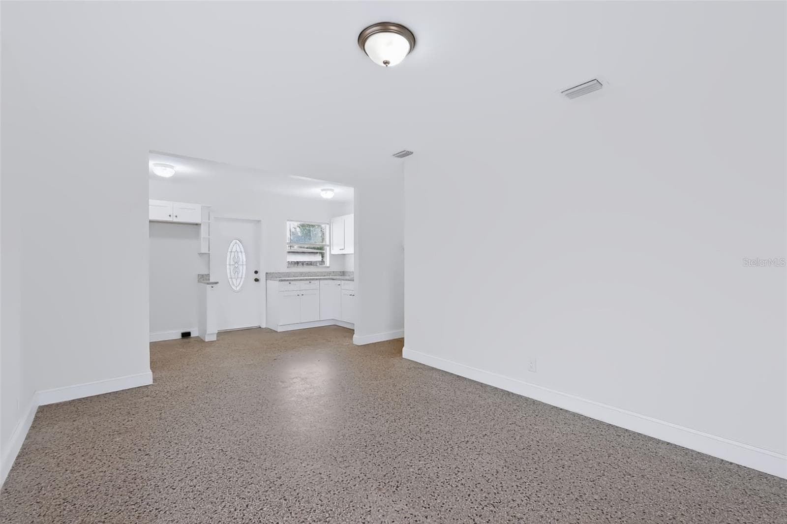 Single Family Residence at 2438 N RAMONA CIR, TAMPA, photo 9 of 27
