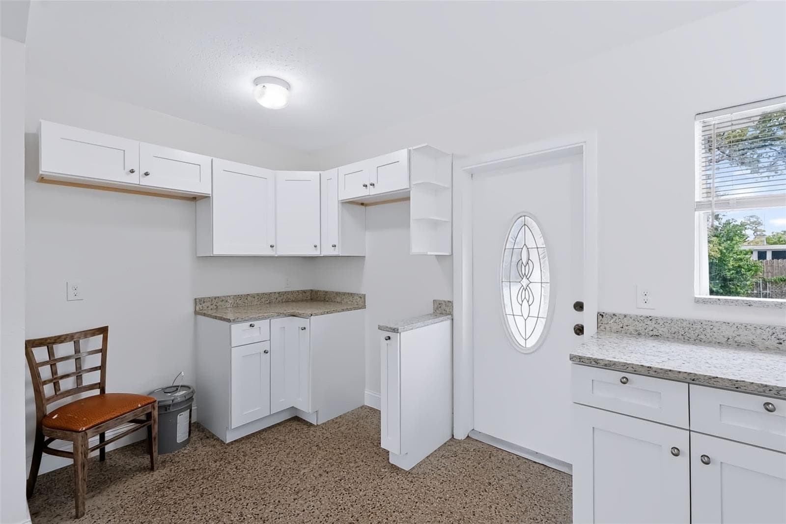 Single Family Residence at 2438 N RAMONA CIR, TAMPA, photo 12 of 27