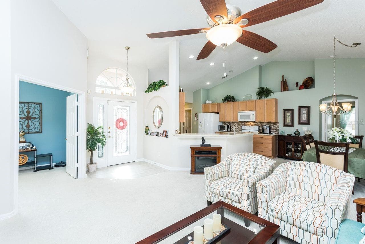 Single Family Residence at 15929 MERCOTT CT, CLERMONT, photo 13 of 29