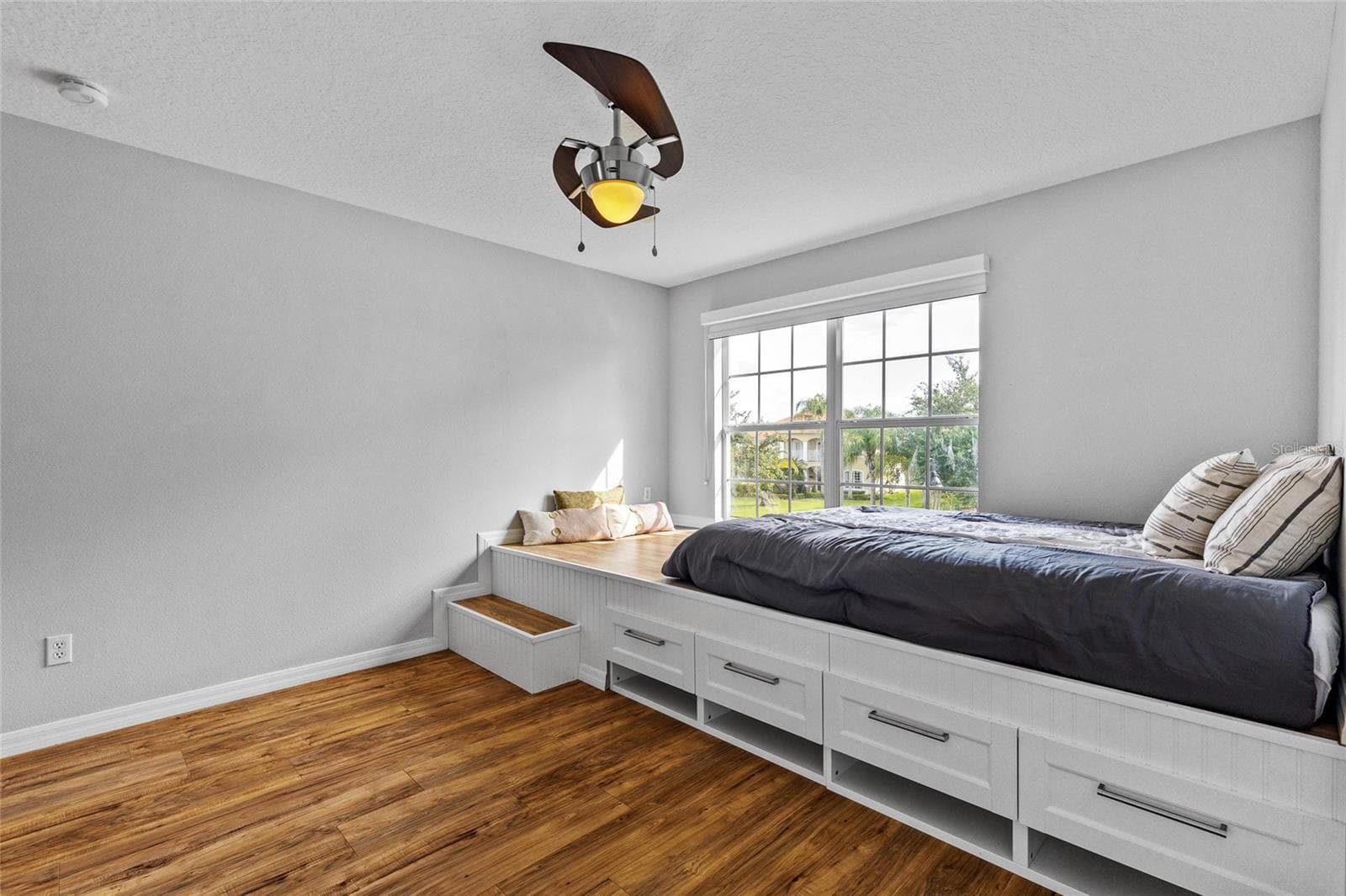 Single Family Residence at 10542 WITTENBERG WAY, ORLANDO, photo 14 of 26