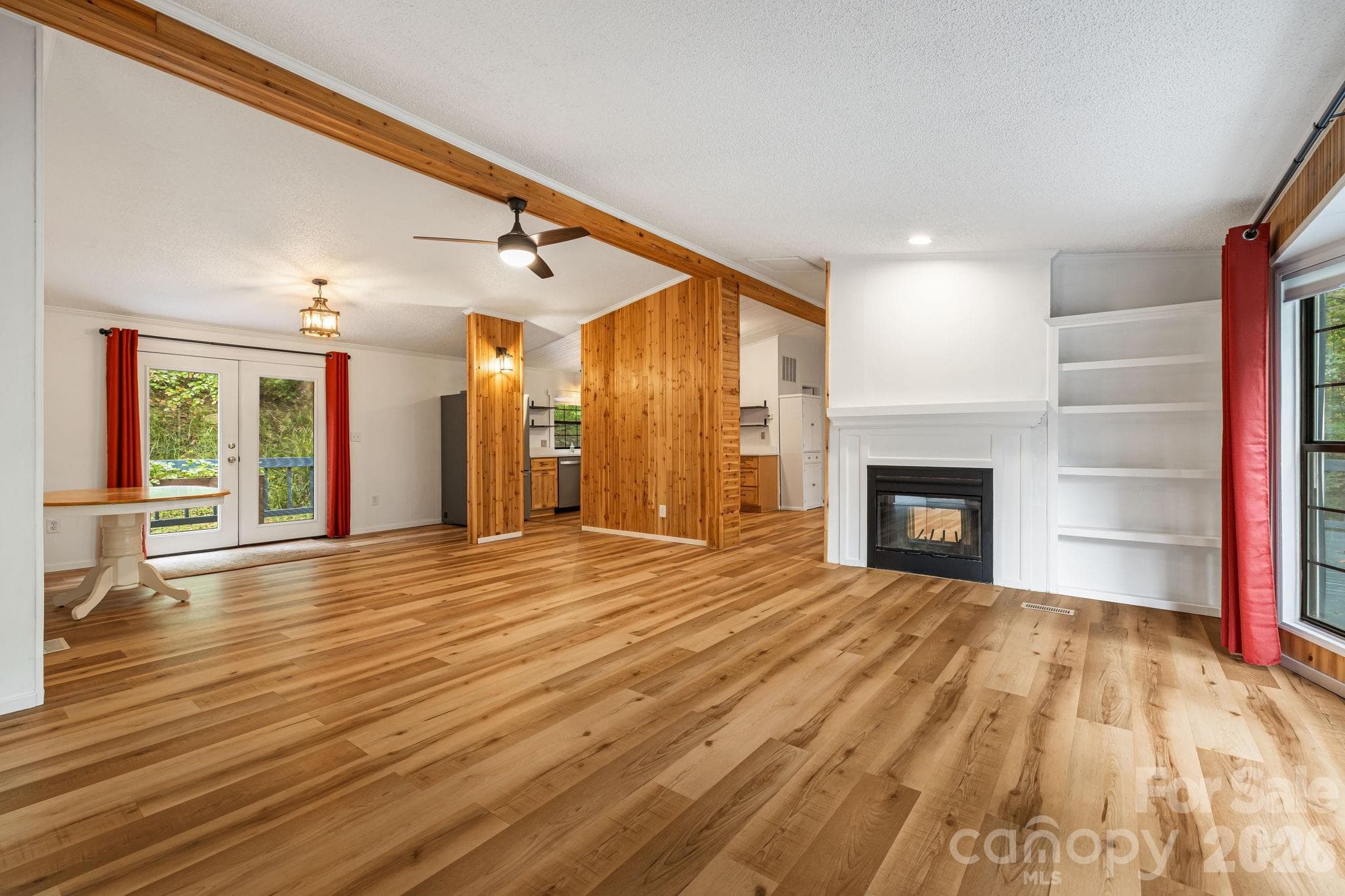 Single Family Residence at 75 Cliffview Drive, Asheville, photo 5 of 41