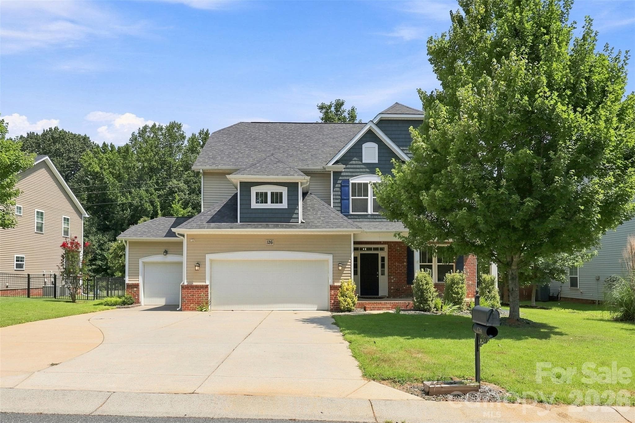 126 Misty Woods Dr - 126 Misty Woods Drive, Clover